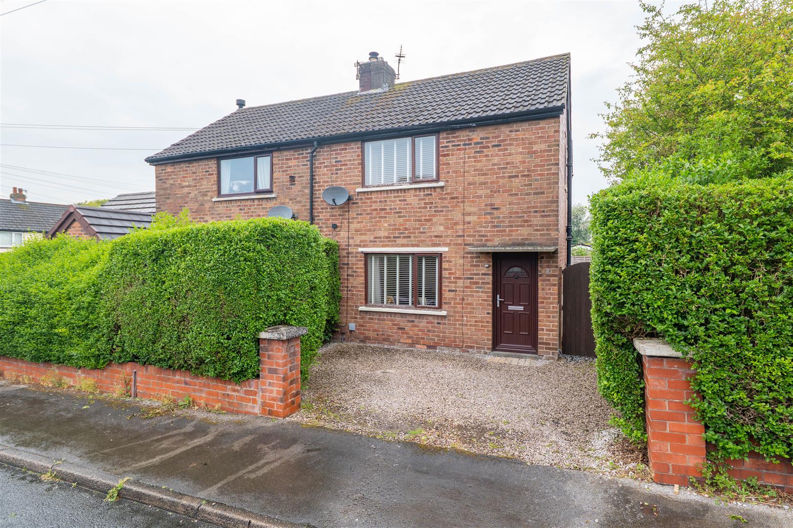 2 bed property in Rutland Avenue, Preston